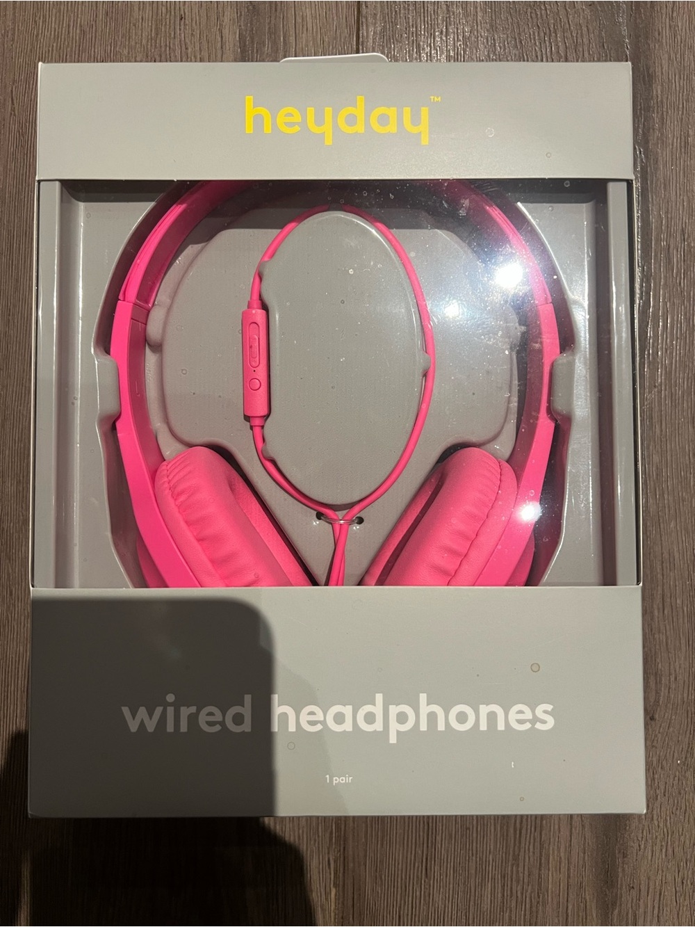 heyday Wired Over-Ear Headphones - Hot Pink